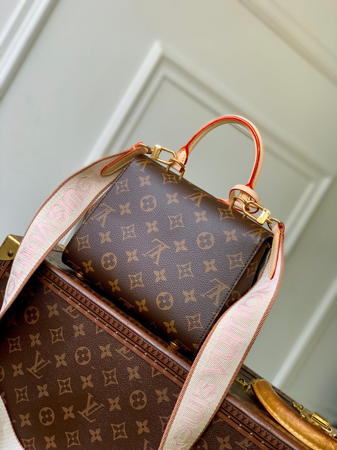 Louis Vuitton Cluny Mini Handbag