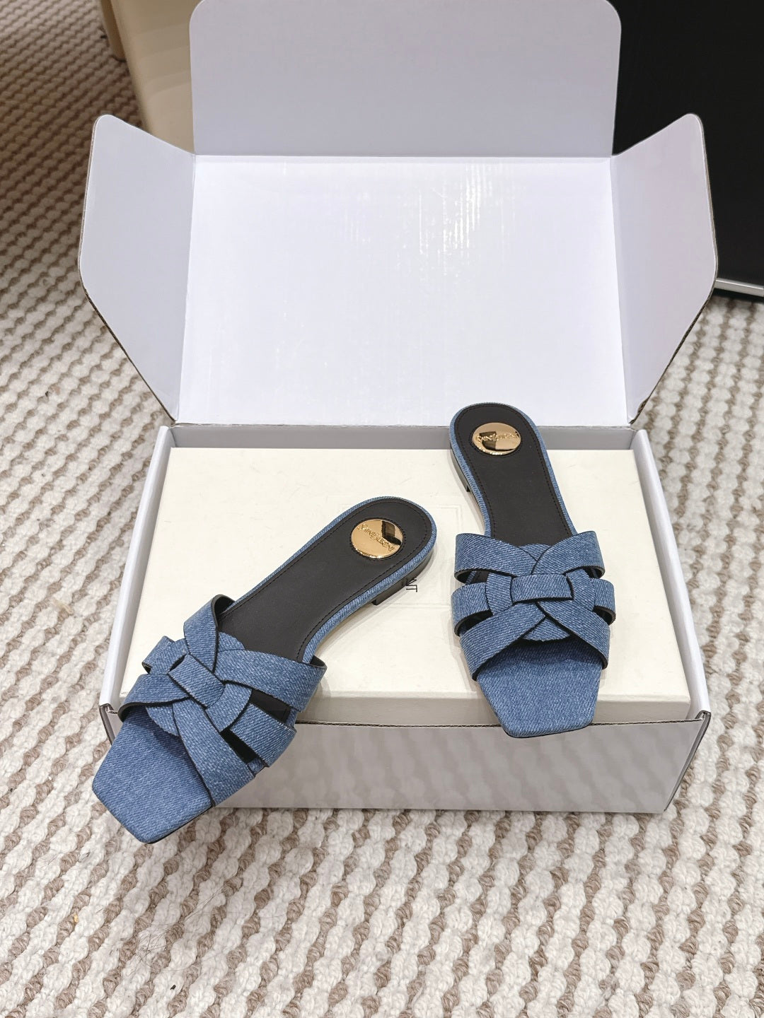 Saint Laurent Melody Square Toe Flat Sandals – 2026SS