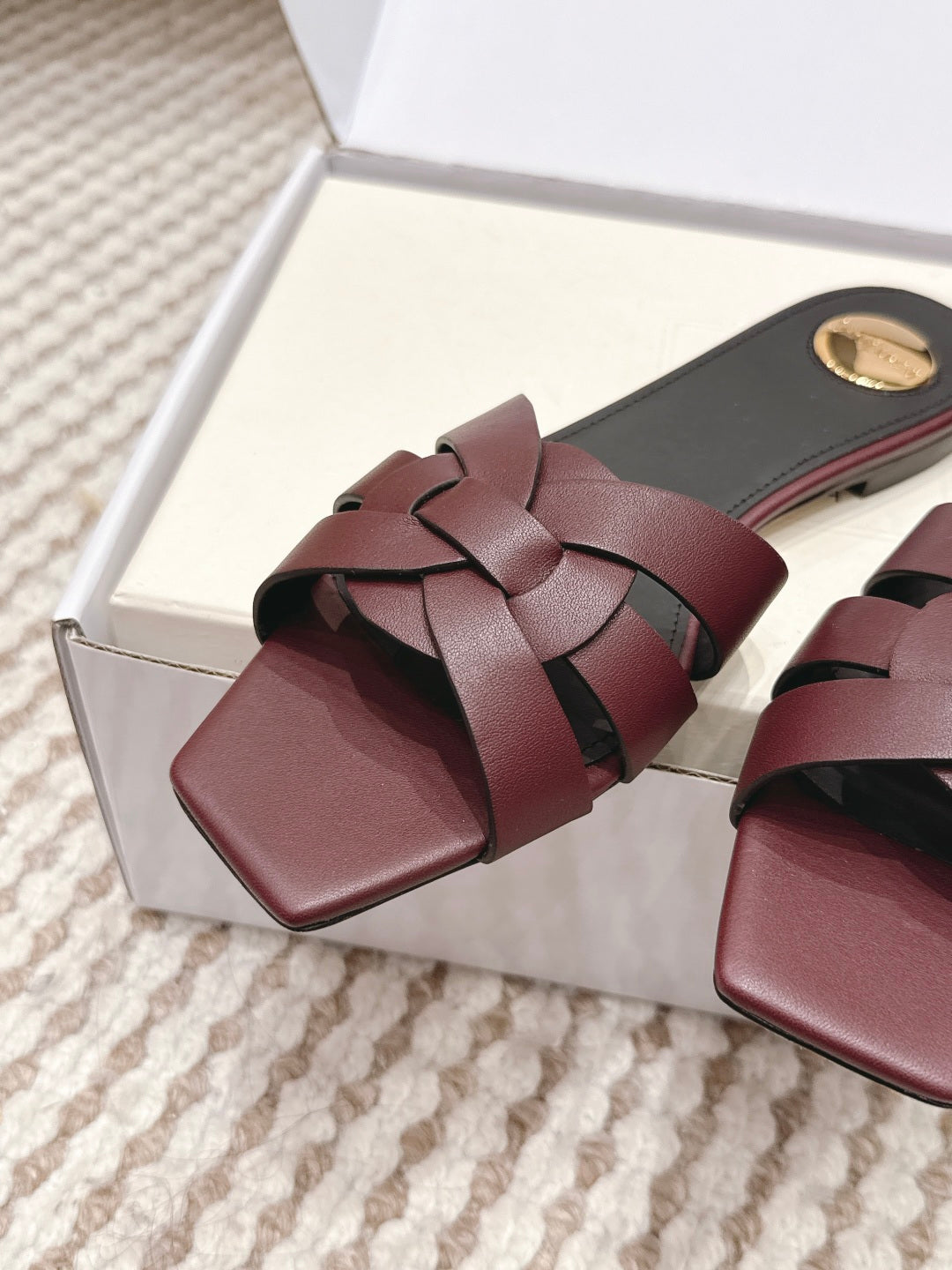 Saint Laurent Melody Square Toe Flat Sandals – 2026SS