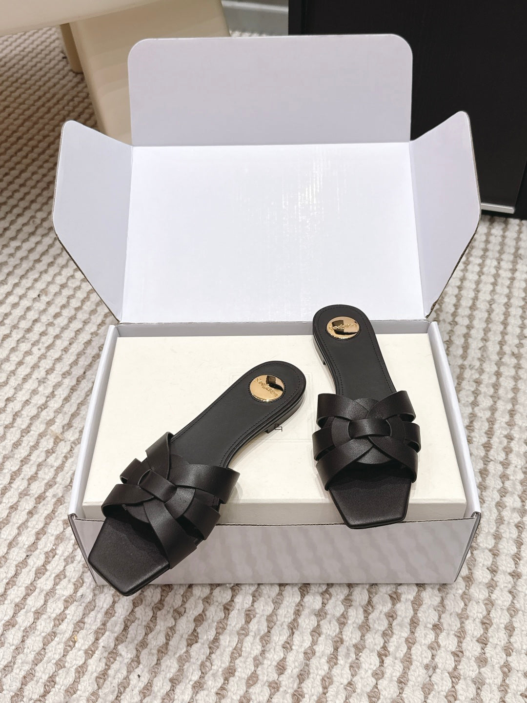 Saint Laurent Melody Square Toe Flat Sandals – 2026SS