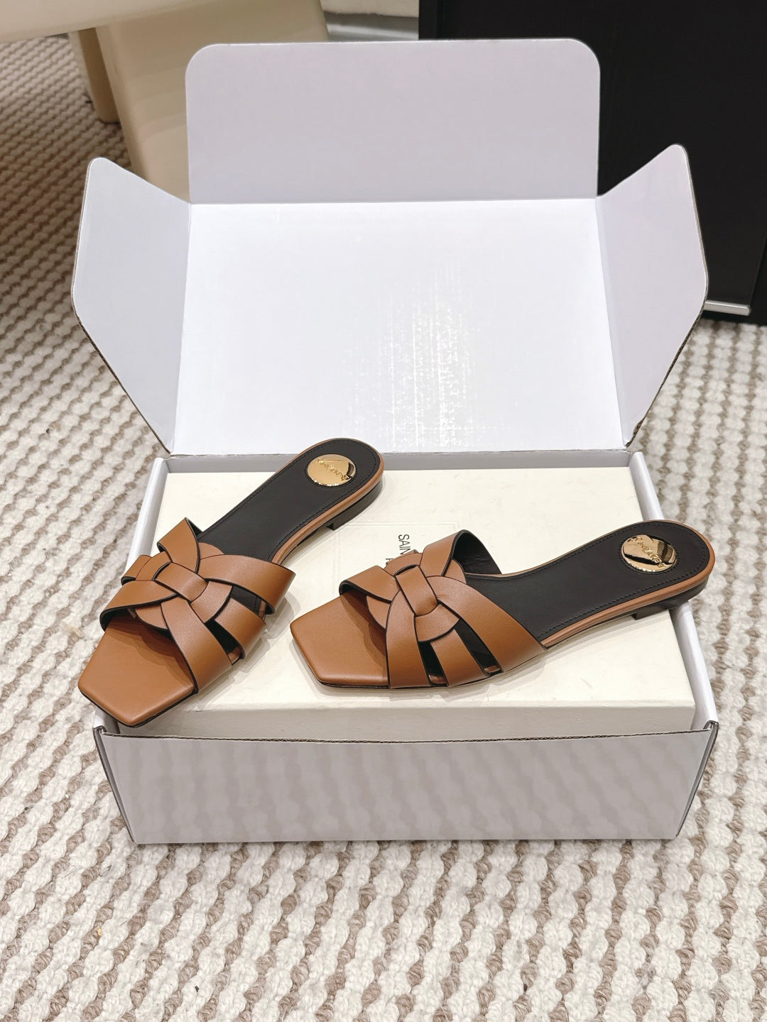 Saint Laurent Melody Square Toe Flat Sandals – 2026SS