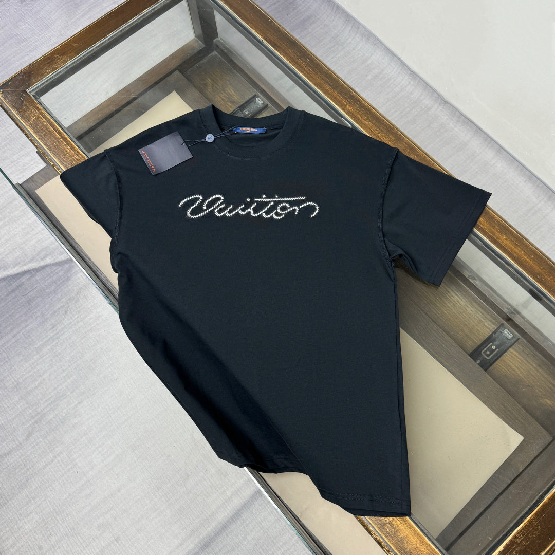 Louis Vuitton Embroidered Logo Oversized T-Shirt – Summer Collection – 26SS