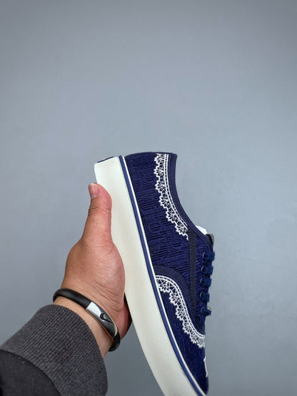 Dior Saltwind Oblique Lace Canvas Sneakers