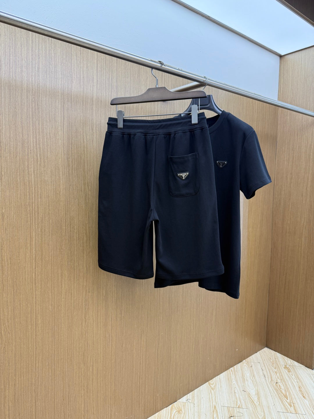 Prada Casual Short-Sleeved Shorts Set – Spring/Summer Collection