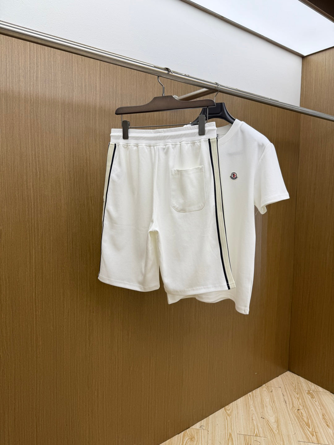 Moncler Leisure Short-Sleeve Shorts Set – Spring/Summer Collection