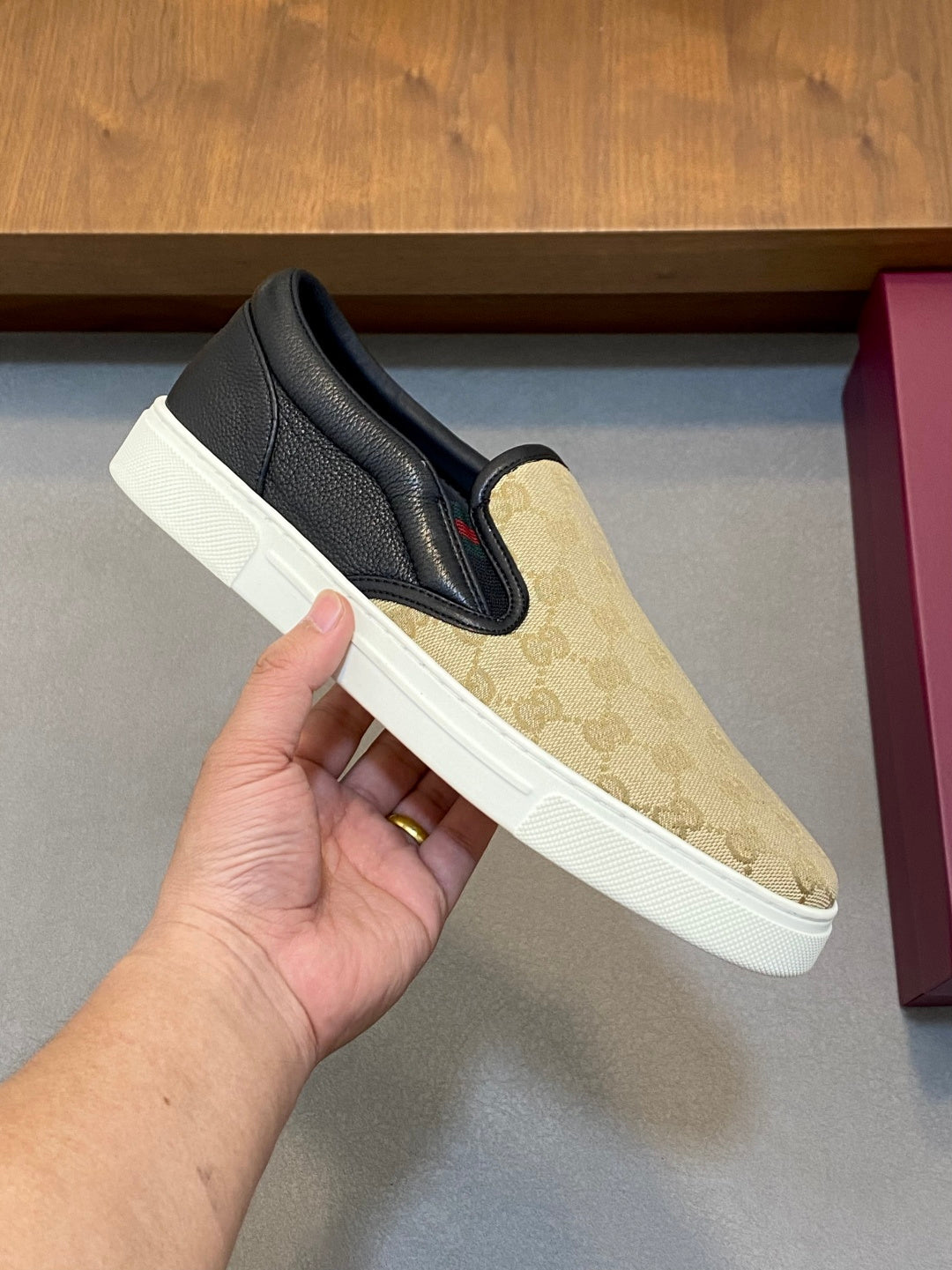 Gucci Nappa Leather Casual Sneakers