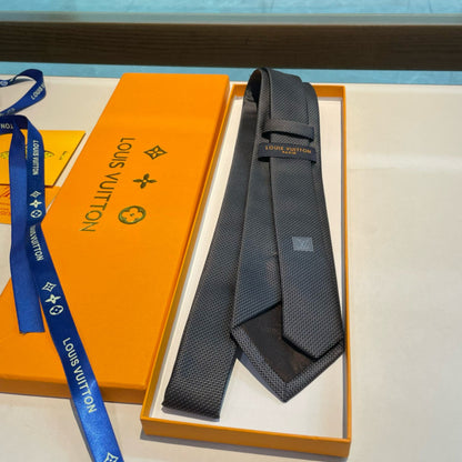 Louis Vuitton Diamonds V Woven Jacquard Silk Tie
