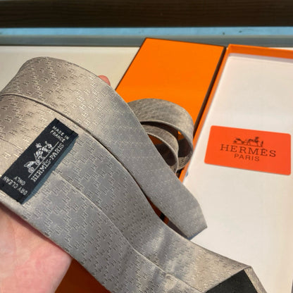 Hermès Men's Rhombus H-Grid Silk Tie