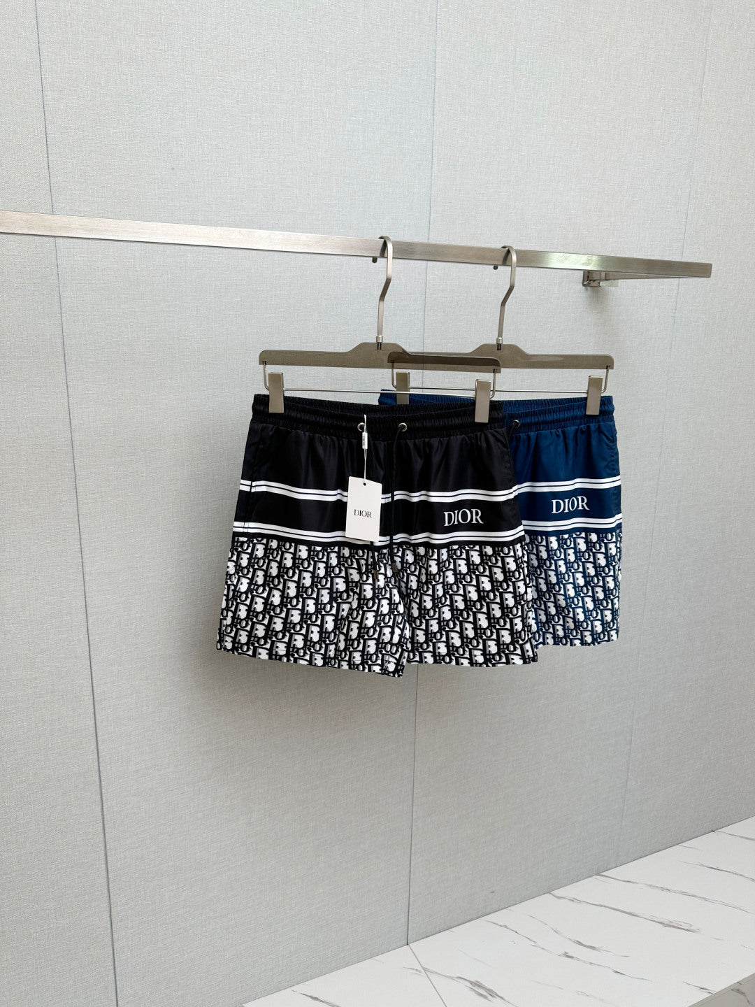 Dior Men's Casual Beach Shorts – 2025SS Collection
