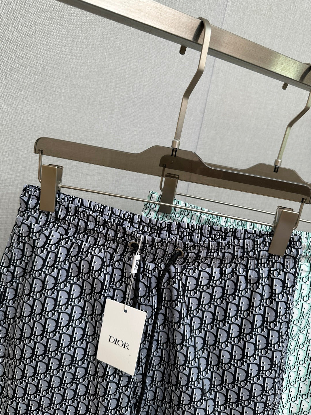 Dior Men's Casual Beach Shorts – 2025SS Collection