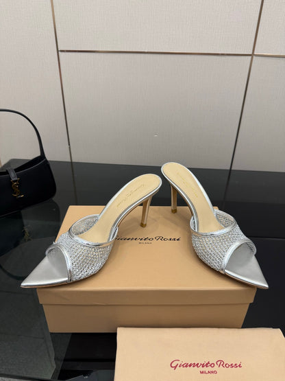 Gianvito Rossi Classic Pointed-Toe Embroidered Pumps