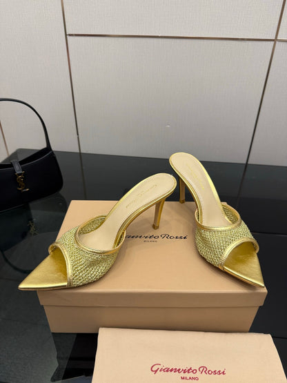 Gianvito Rossi Classic Pointed-Toe Embroidered Pumps