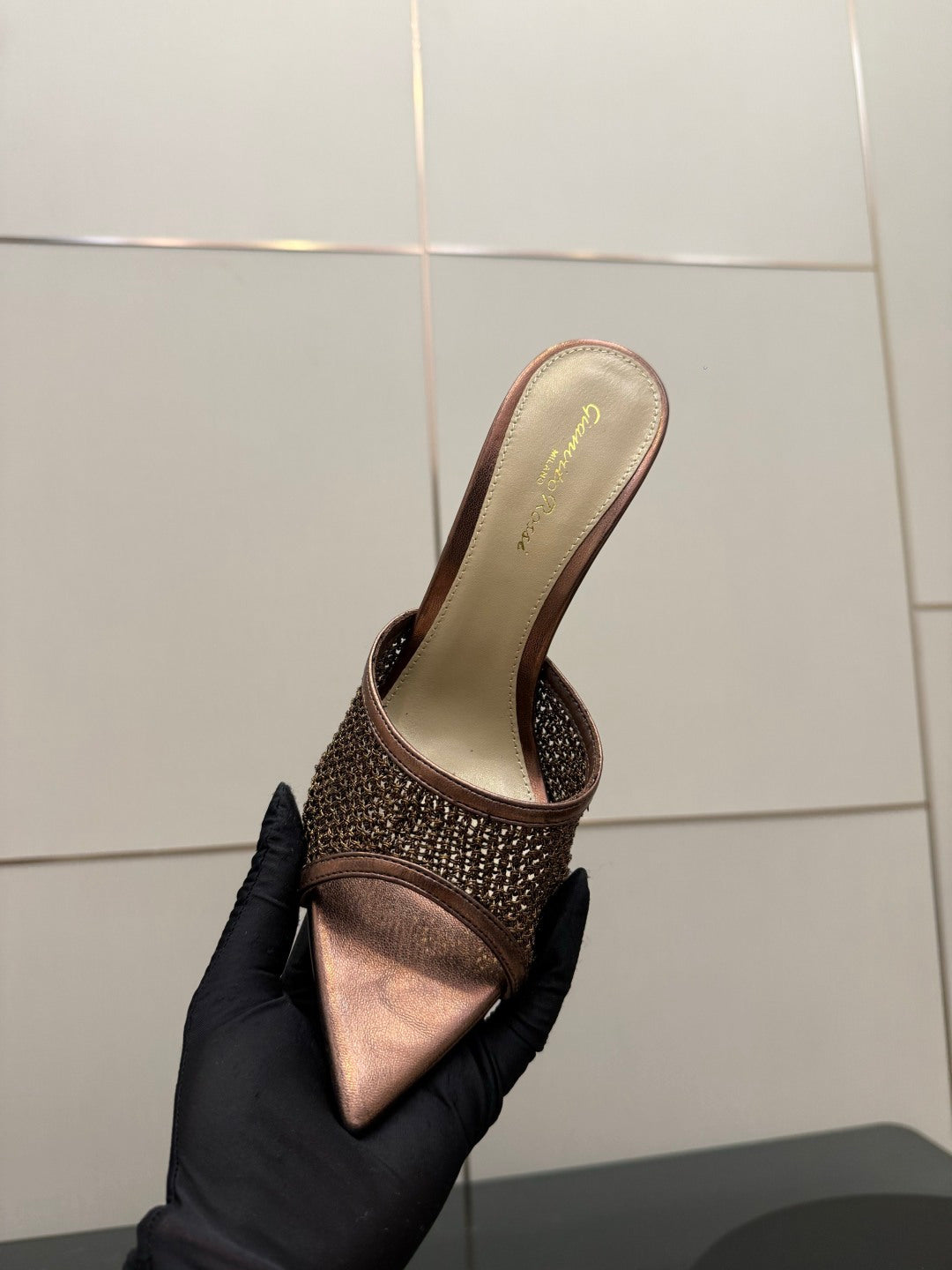 Gianvito Rossi Classic Pointed-Toe Embroidered Pumps