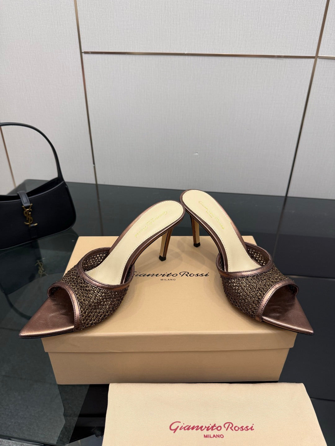 Gianvito Rossi Classic Pointed-Toe Embroidered Pumps