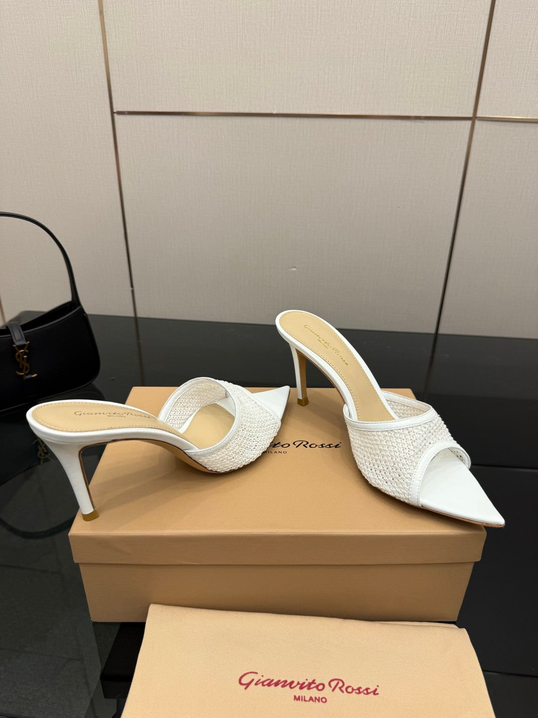 Gianvito Rossi Classic Pointed-Toe Embroidered Pumps