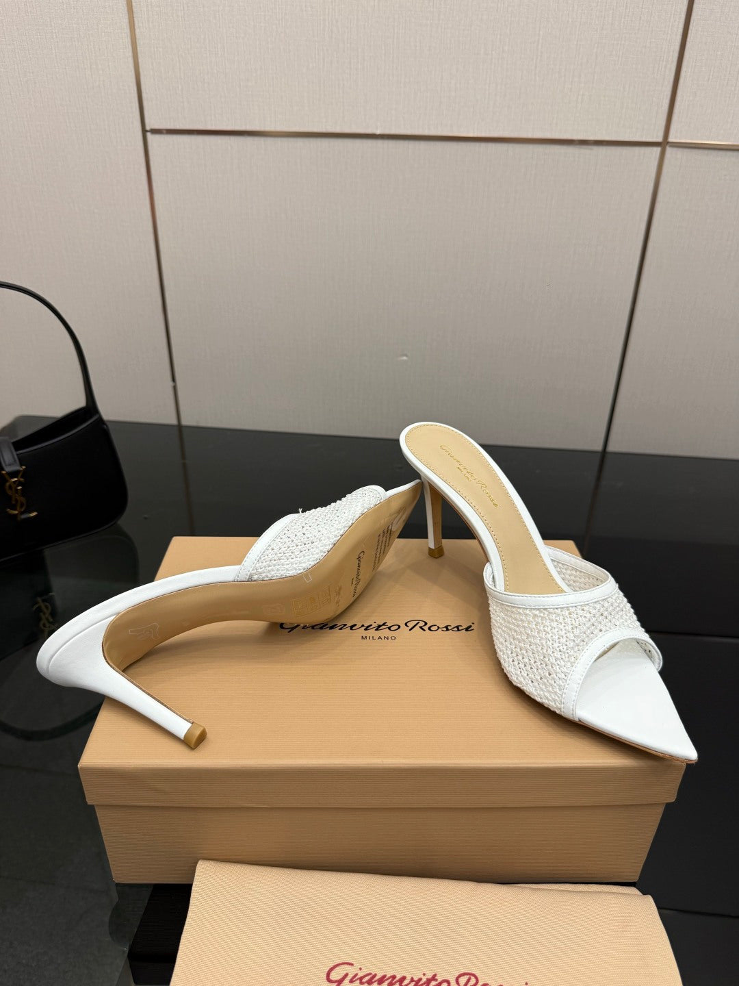 Gianvito Rossi Classic Pointed-Toe Embroidered Pumps