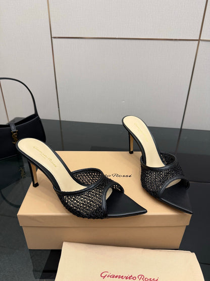 Gianvito Rossi Classic Pointed-Toe Embroidered Pumps