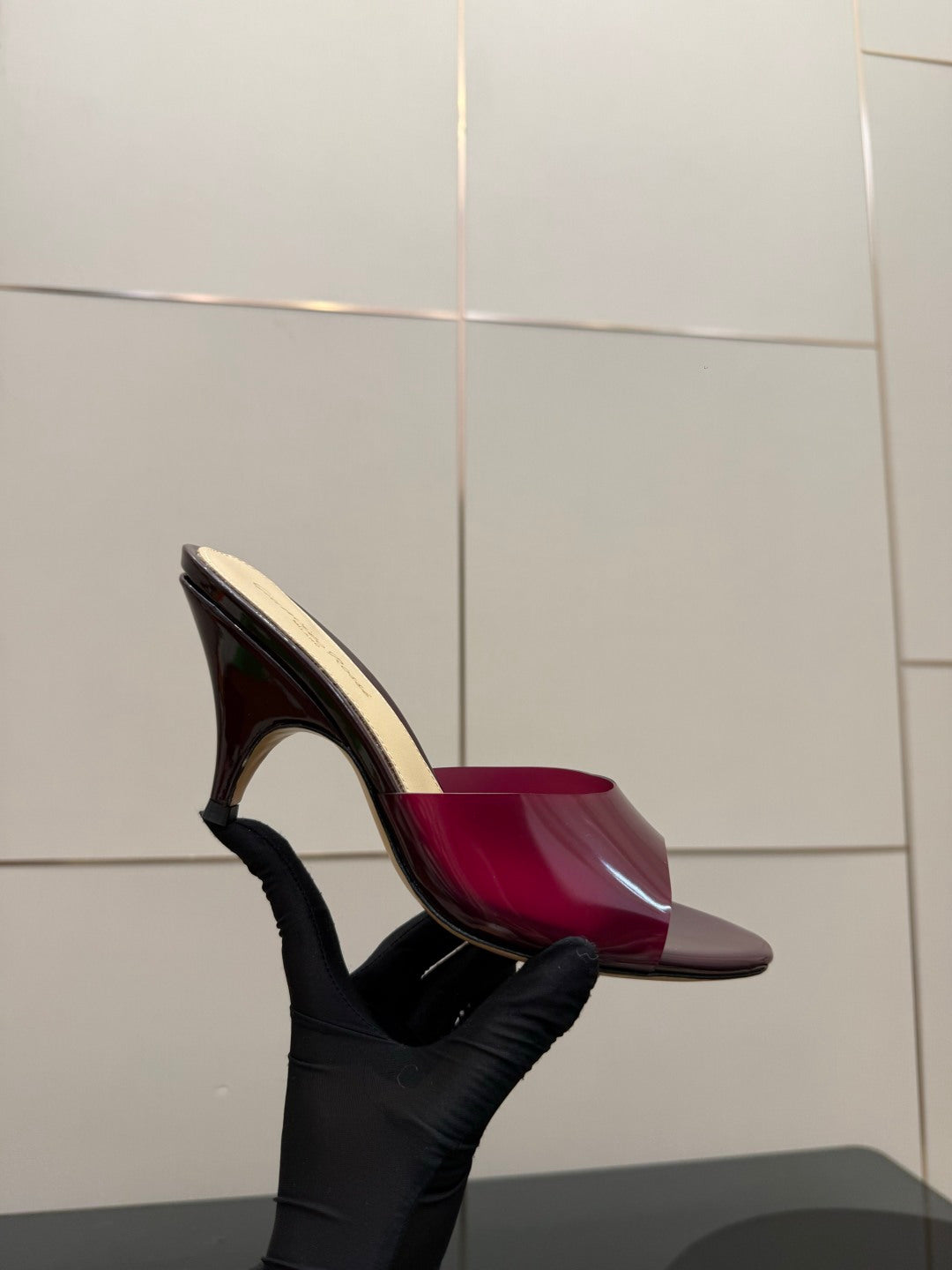Gianvito Rossi Pointed-Toe Crystal Heeled Sandals – 2026SS