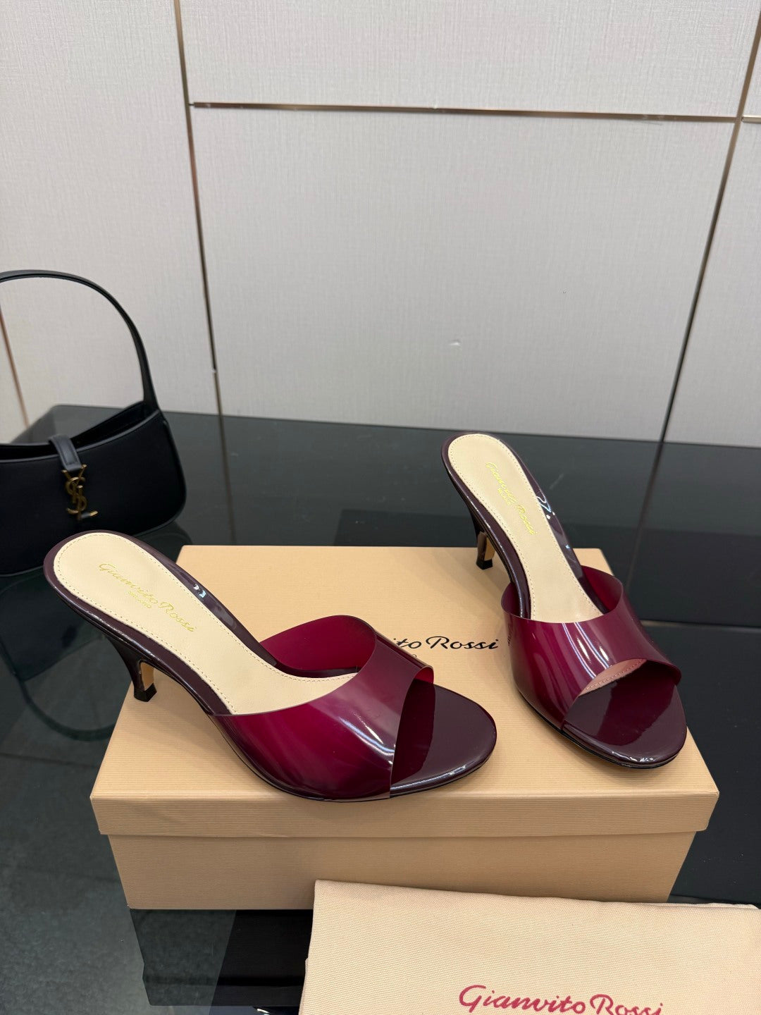 Gianvito Rossi Pointed-Toe Crystal Heeled Sandals – 2026SS