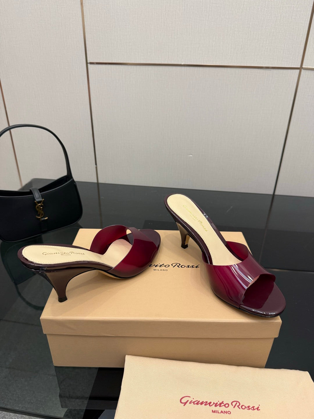 Gianvito Rossi Pointed-Toe Crystal Heeled Sandals – 2026SS