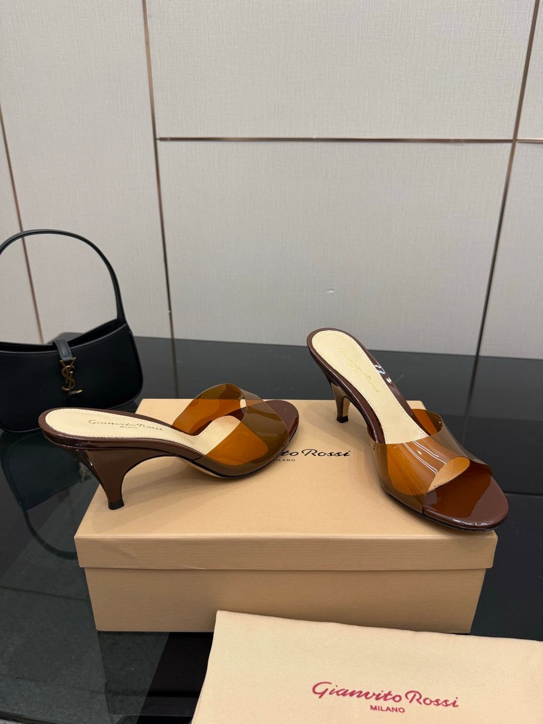 Gianvito Rossi Pointed-Toe Crystal Heeled Sandals – 2026SS
