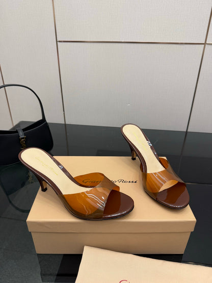 Gianvito Rossi Pointed-Toe Crystal Heeled Sandals – 2026SS