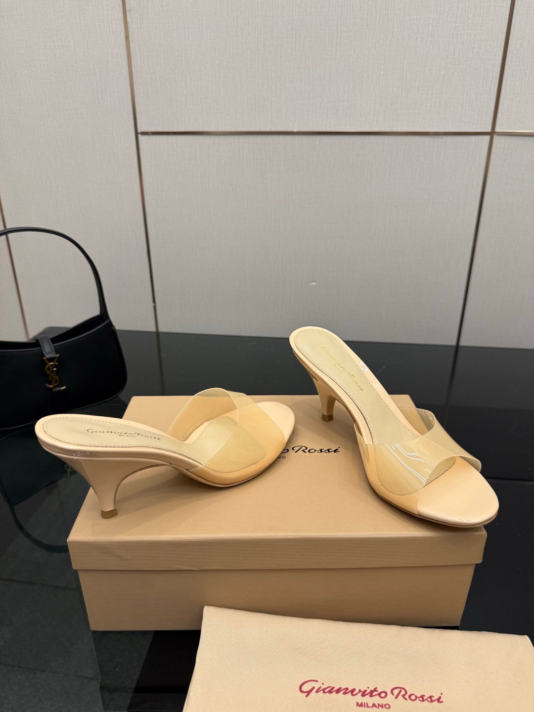 Gianvito Rossi Pointed-Toe Crystal Heeled Sandals – 2026SS