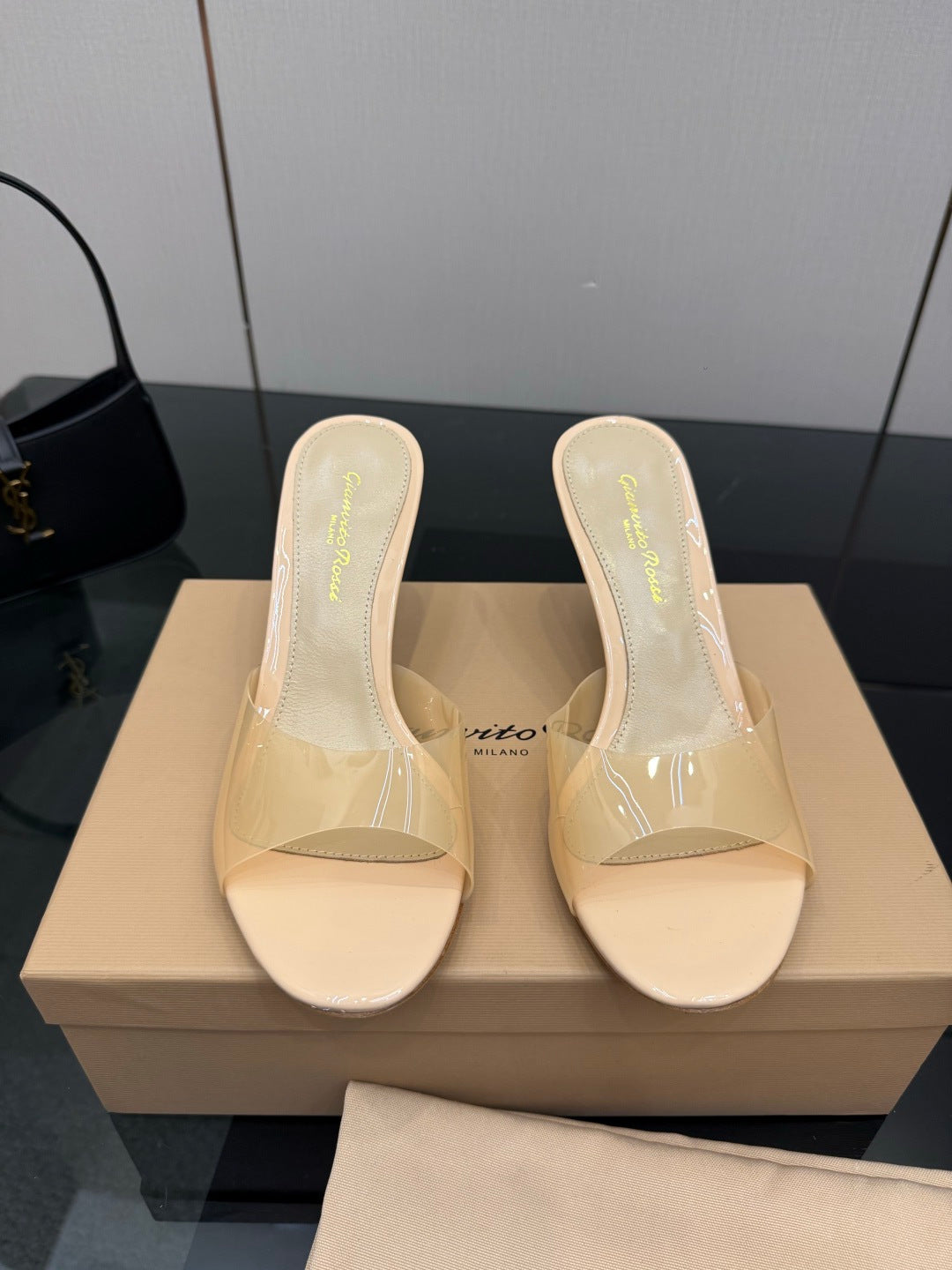 Gianvito Rossi Pointed-Toe Crystal Heeled Sandals – 2026SS