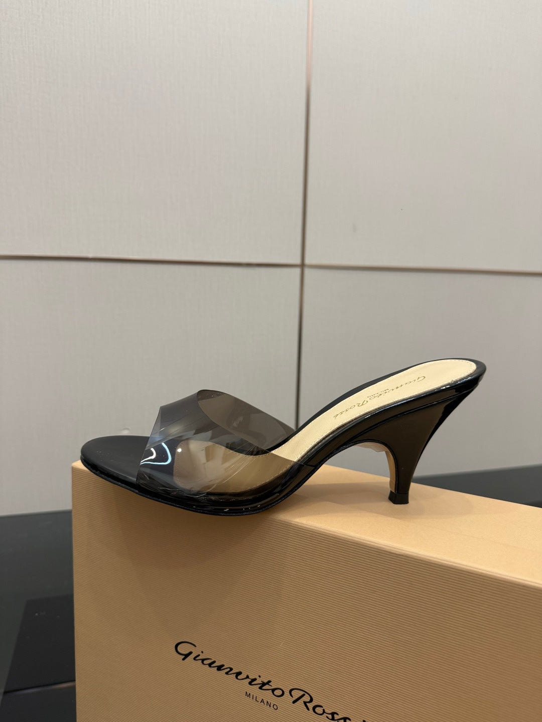 Gianvito Rossi Pointed-Toe Crystal Heeled Sandals – 2026SS