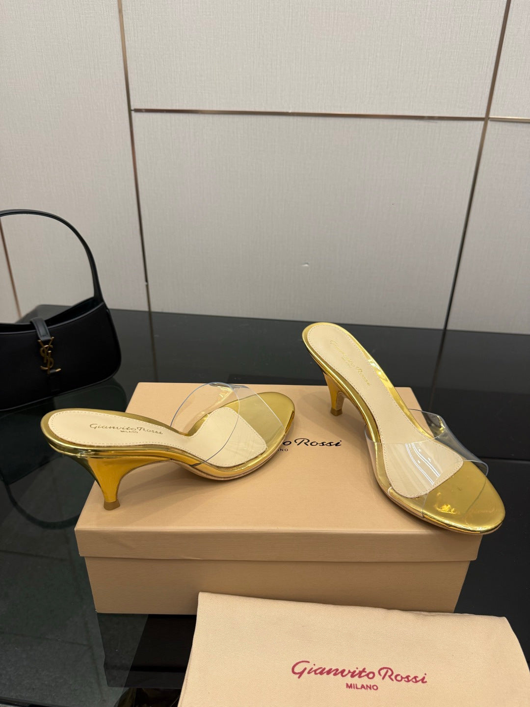Gianvito Rossi Pointed-Toe Crystal Heeled Sandals – 2026SS
