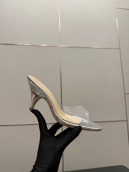 Gianvito Rossi Pointed-Toe Crystal Heeled Sandals – 2026SS