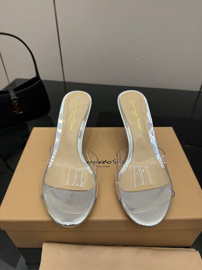 Gianvito Rossi Pointed-Toe Crystal Heeled Sandals – 2026SS