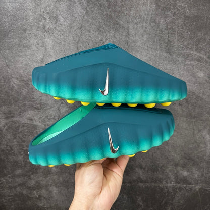Nike Mind 001 Neuroscience Massage Clogs – Gradient Green