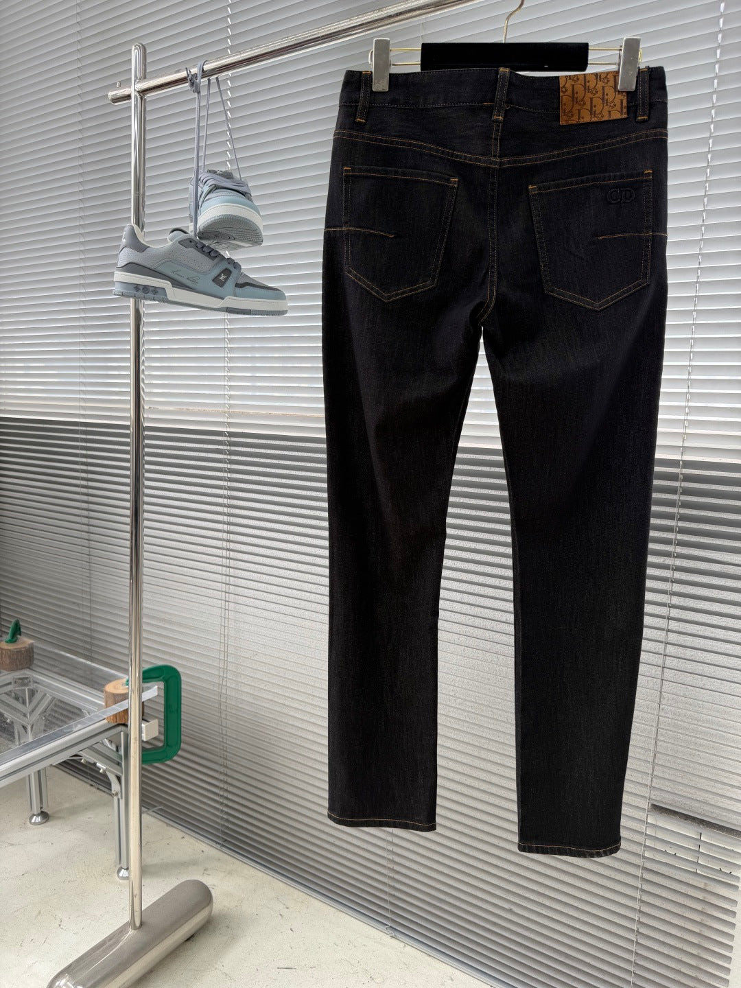 Dior CD Raw Indigo Lyocell Straight-Leg Jeans – 26SS