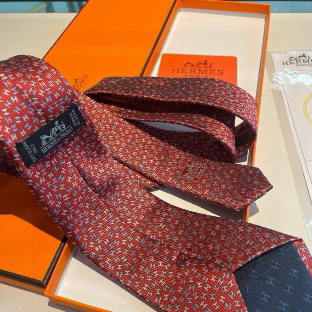 Hermès Men's Twill Silk Tie