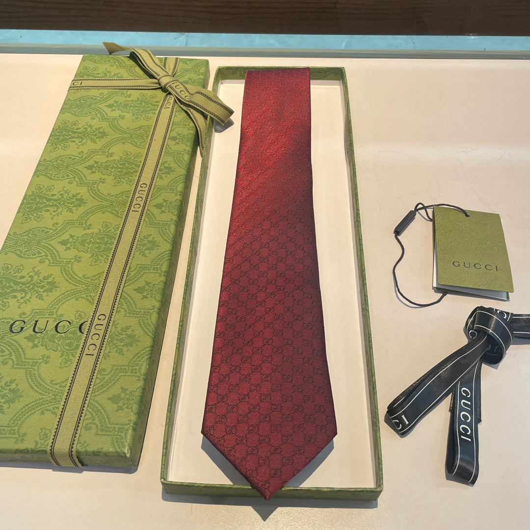 Gucci GG Logo Jacquard Silk Tie