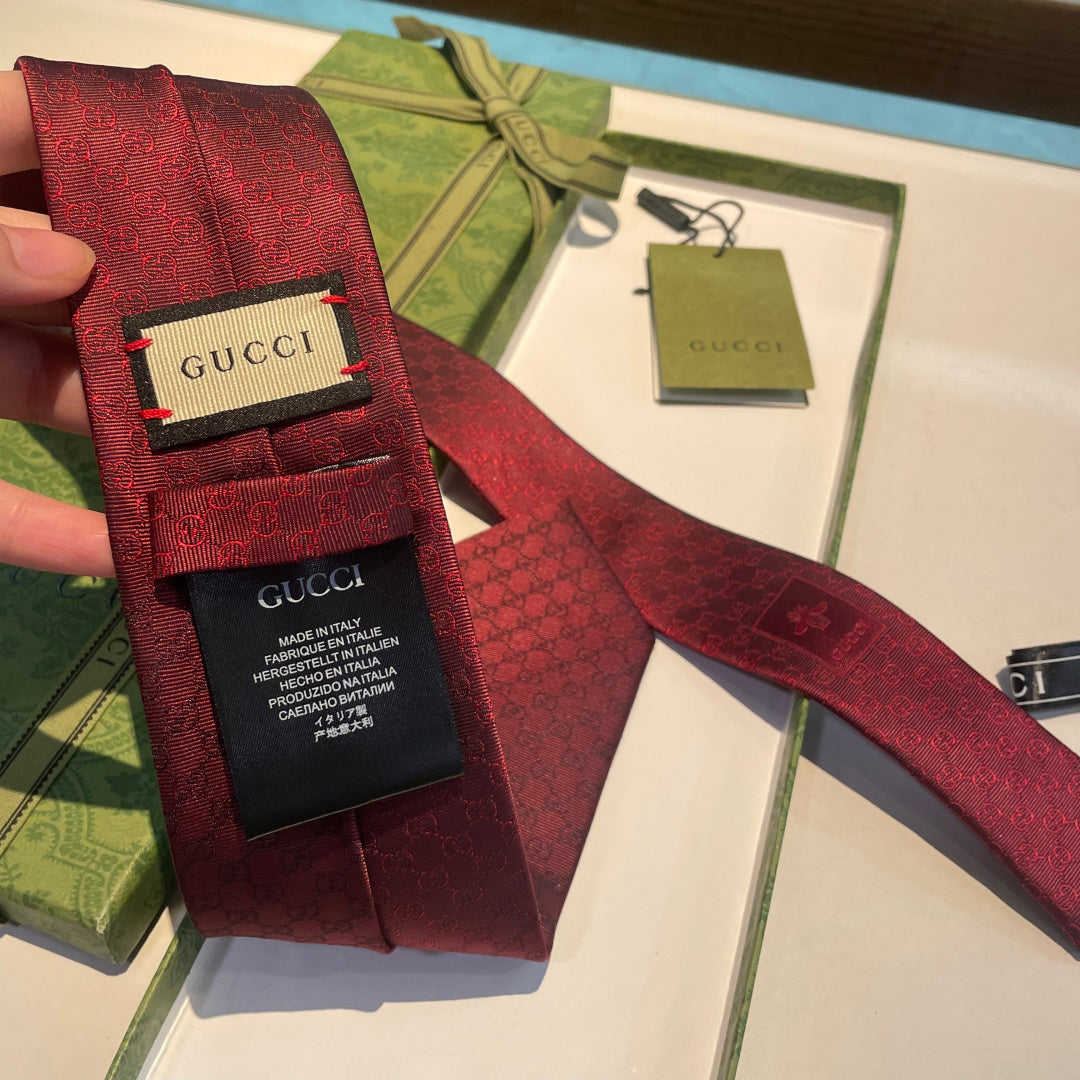Gucci GG Logo Jacquard Silk Tie
