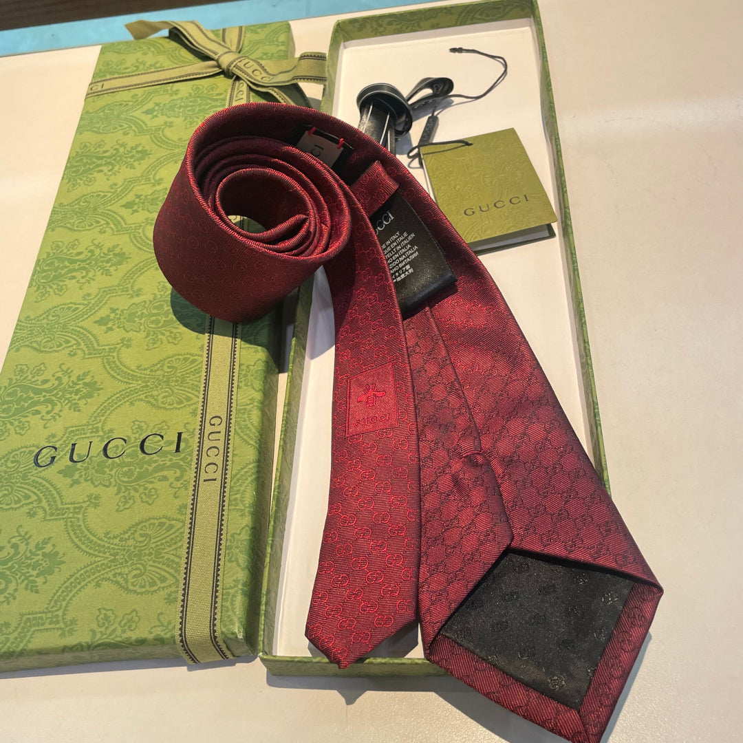Gucci GG Logo Jacquard Silk Tie