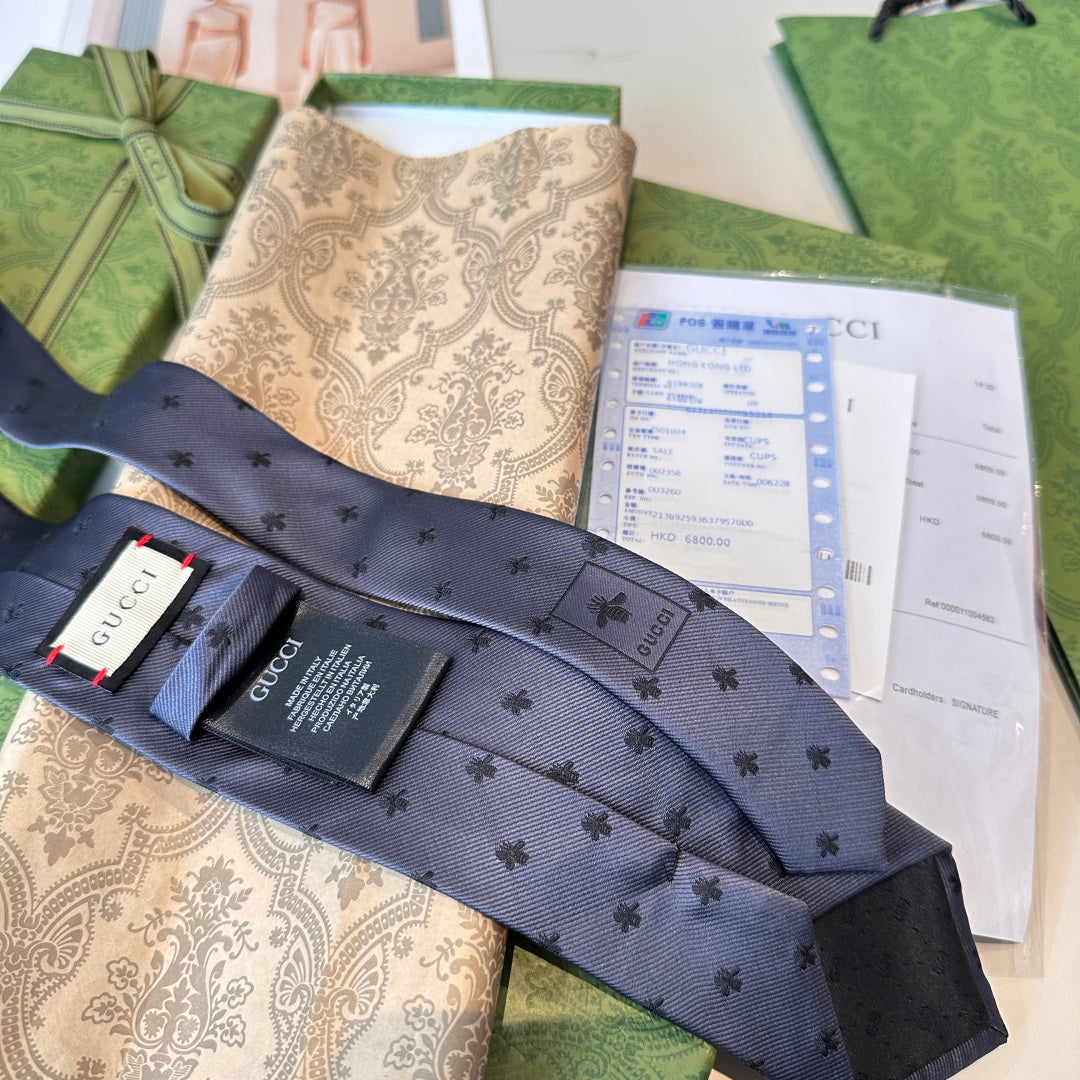 Gucci Bee Jacquard Silk Tie