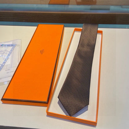 Hermès Men's Silk Twill Tie