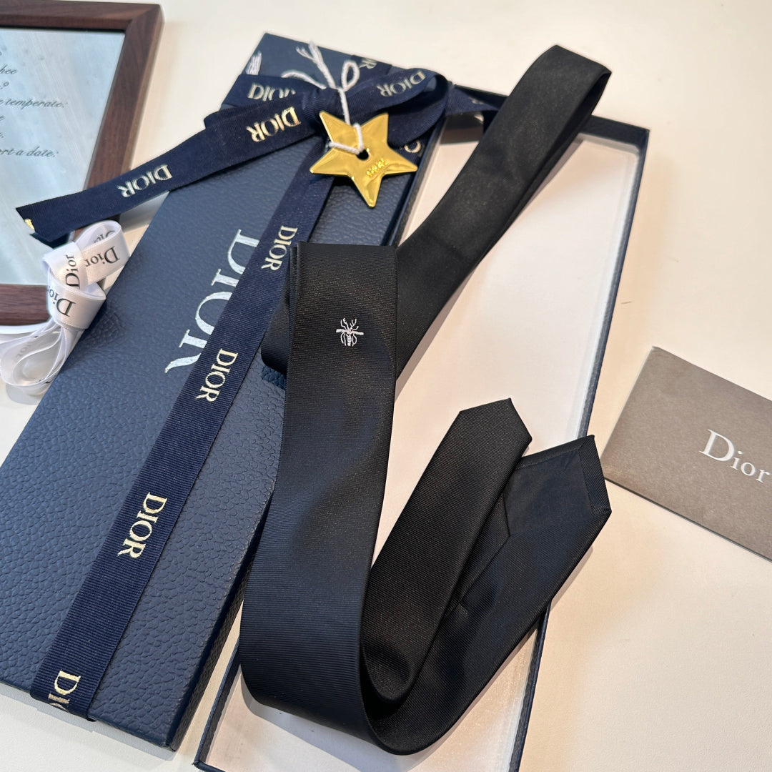 Dior Men's Minimalist Logo Jacquard Tie