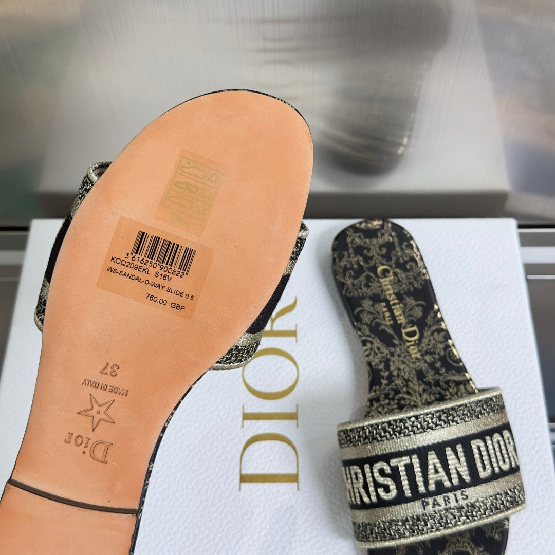 Dior Dway Embroidered Flat Slides – Spring/Summer 2026 Collection