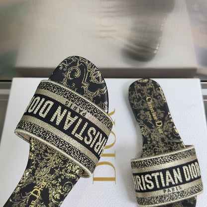 Dior Dway Embroidered Flat Slides – Spring/Summer 2026 Collection
