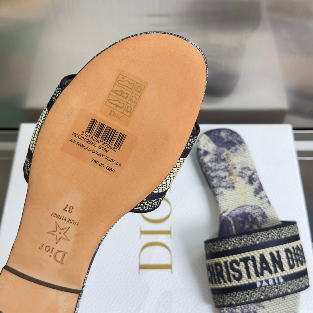 Dior Dway Embroidered Flat Slides – Spring/Summer 2026 Collection