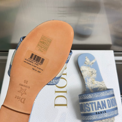 Dior Dway Embroidered Flat Slides – Spring/Summer 2026 Collection