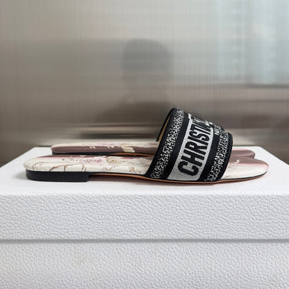 Dior Dway Embroidered Flat Slides – Spring/Summer 2026 Collection