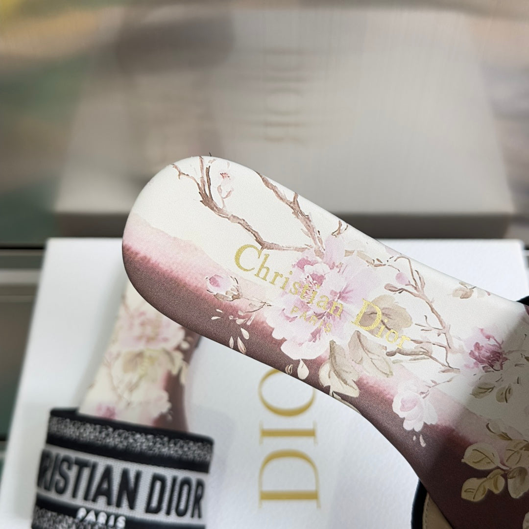 Dior Dway Embroidered Flat Slides – Spring/Summer 2026 Collection