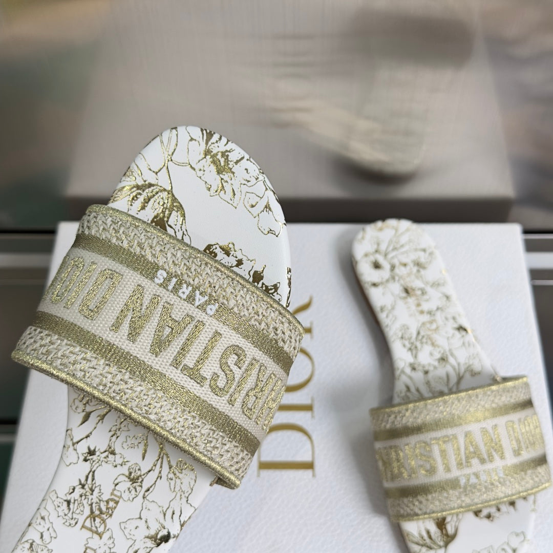 Dior Dway Embroidered Flat Slides – Spring/Summer 2026 Collection