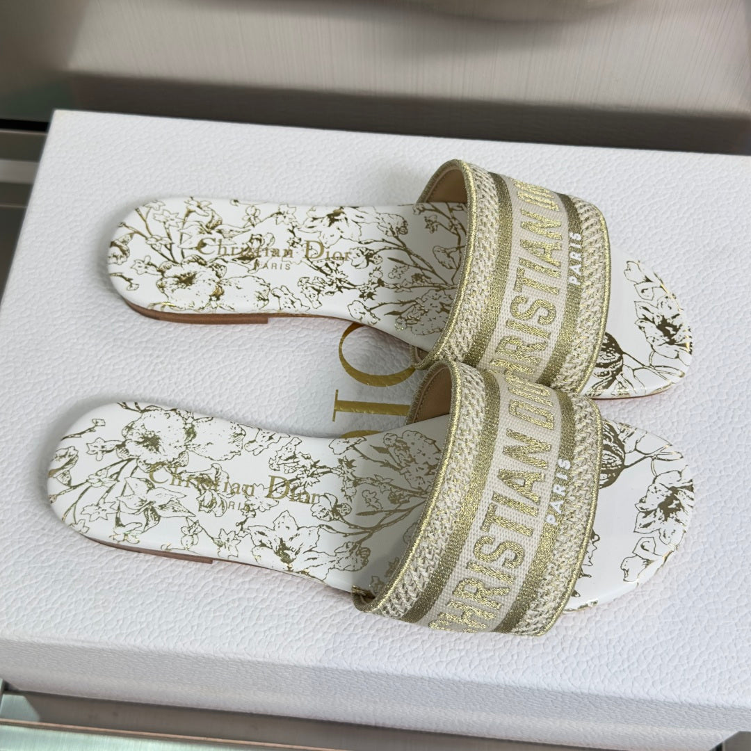 Dior Dway Embroidered Flat Slides – Spring/Summer 2026 Collection