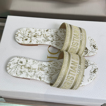 Dior Dway Embroidered Flat Slides – Spring/Summer 2026 Collection